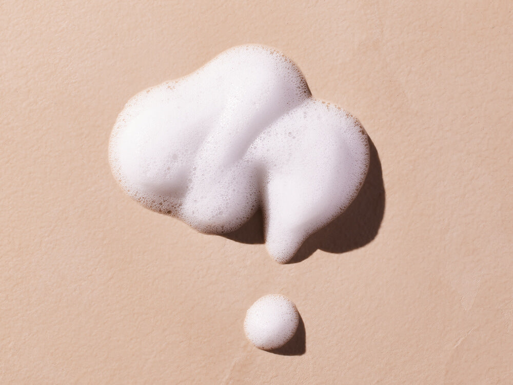 Foam shampoo for newborns